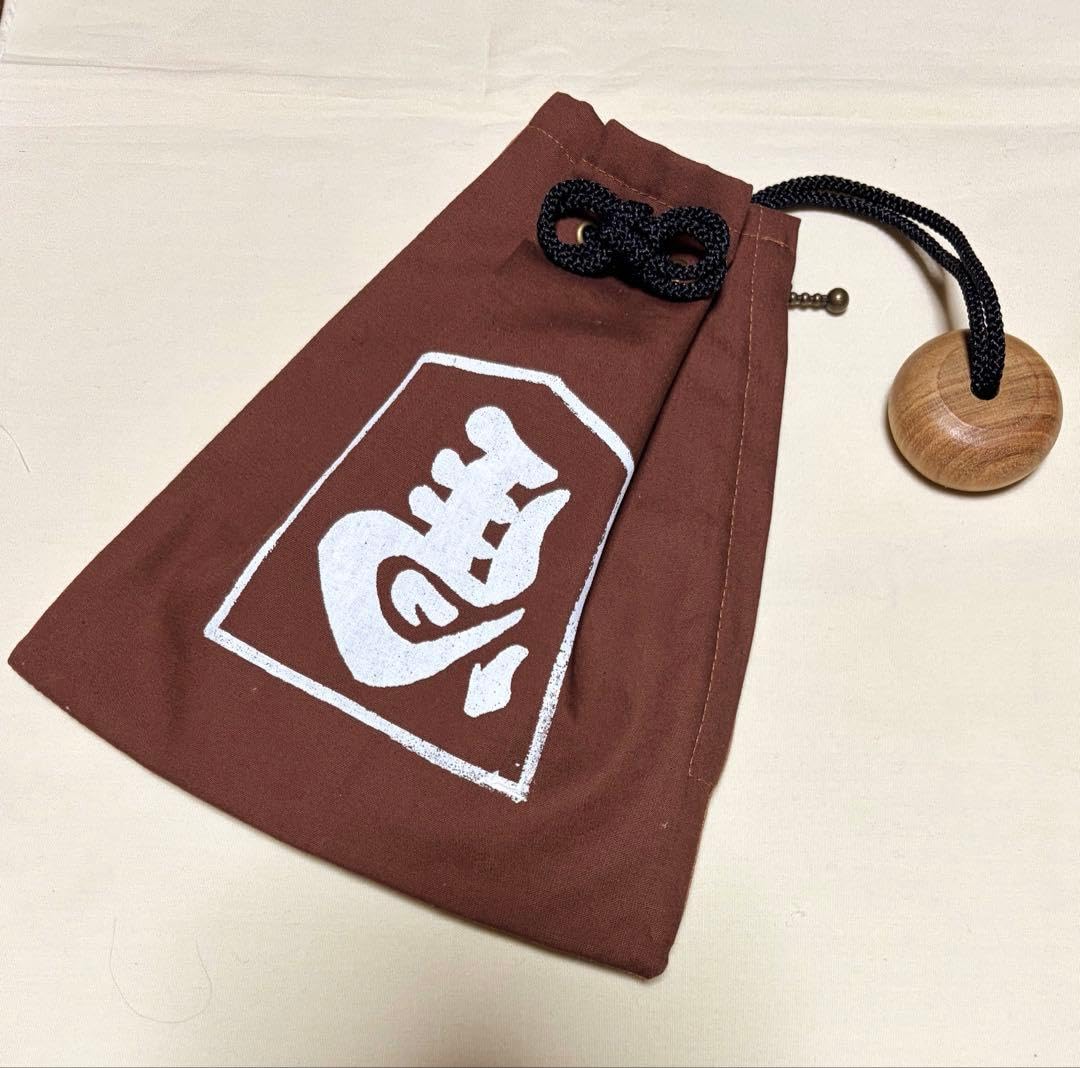 Amazon.co.jp: 腰下げ祭り巾着 左馬 こげちゃ色 : ファッション